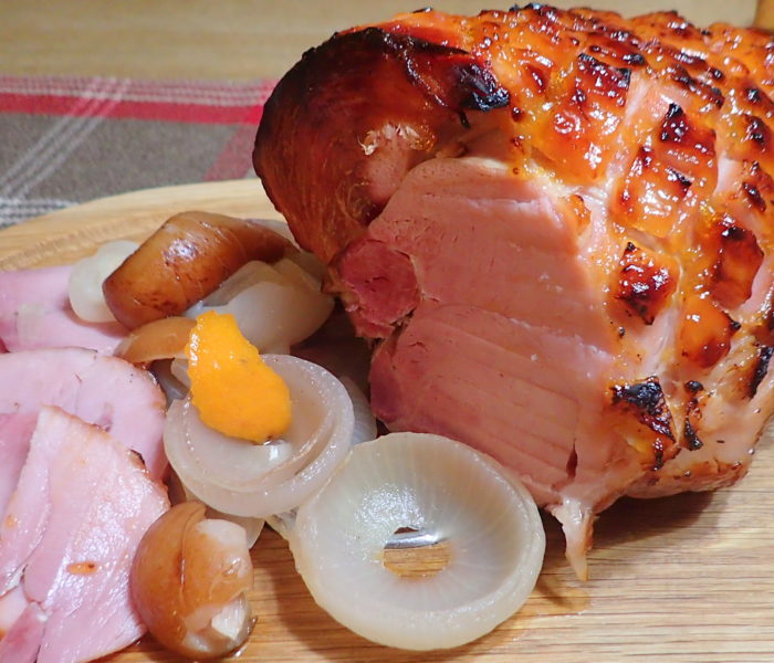 Whiskey glazed ham – Special