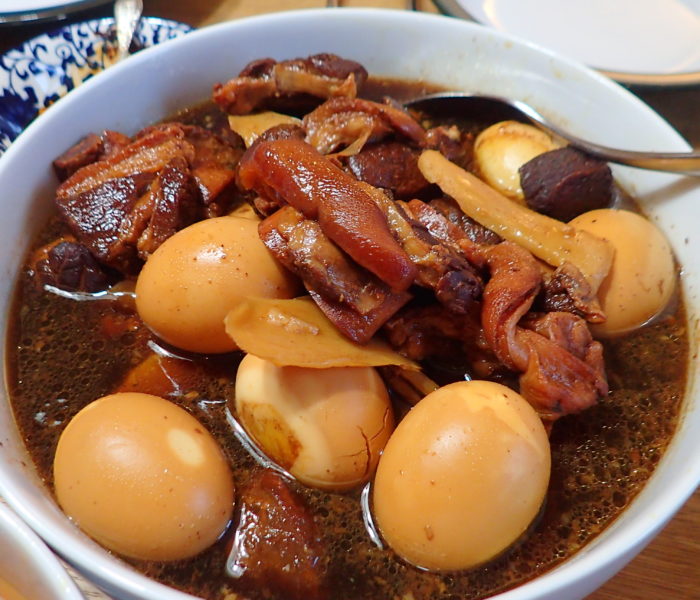 Black Sweet Vinegar Pork Trotter 姜醋猪脚