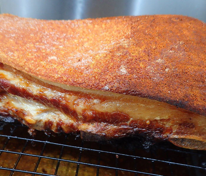 Traditional Cantonese Crispy Roast pork belly – Siu Yuk, 脆皮烧肉.