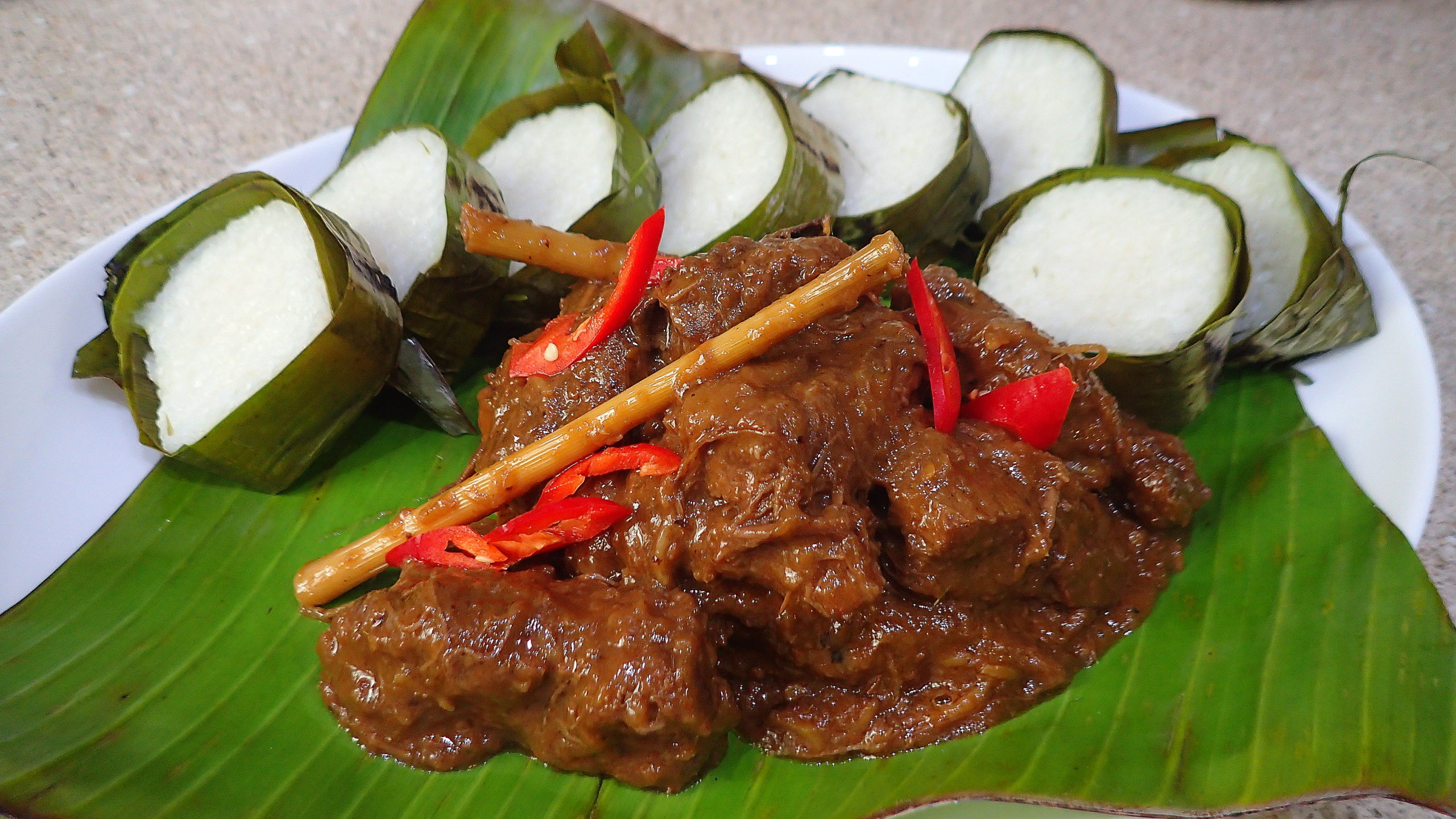 Beef Rendang + cheat lemang Just Julie