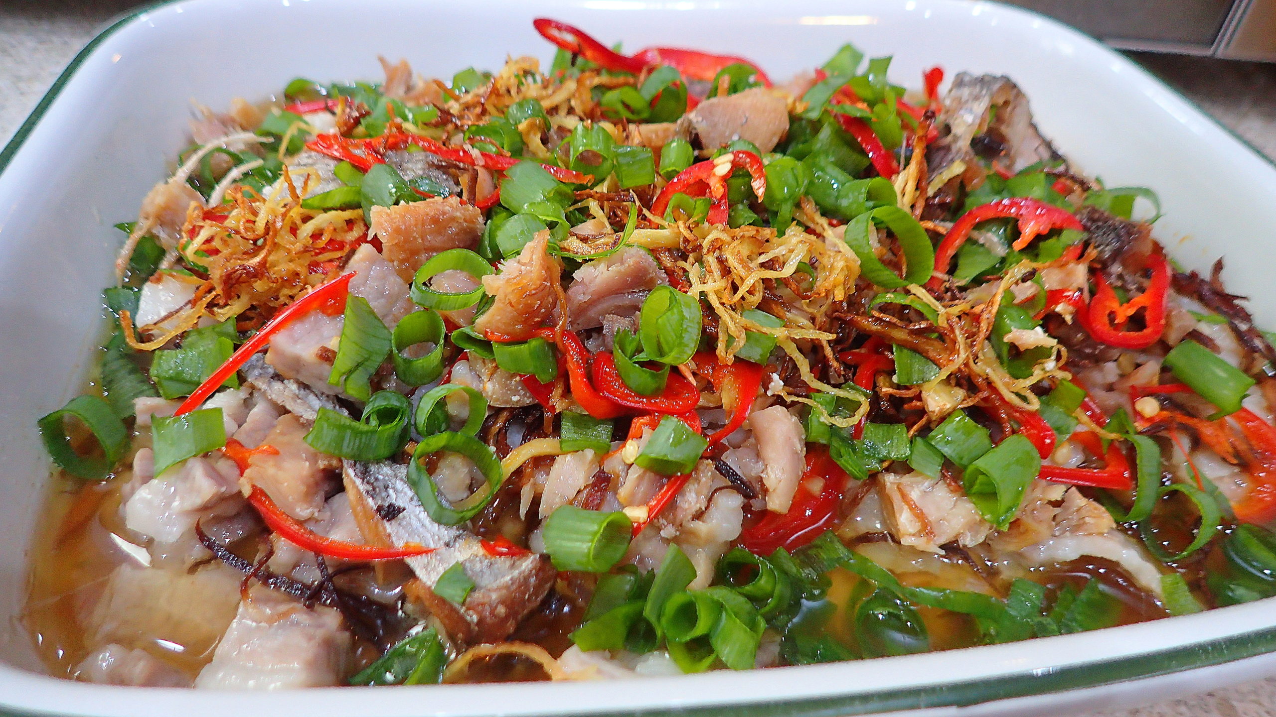 Kiam Hue steamed pui bak (Salt fish pork belly)