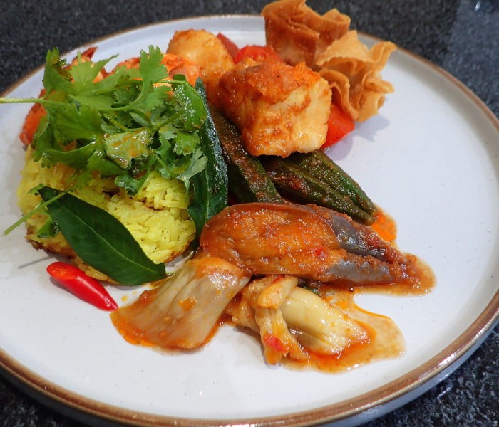 Asam Curry Fish (Asam hue) 亚叁咖哩鱼