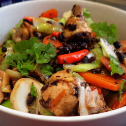 Chicken, leeks and carrots in blackbean sauce – Signatory mine