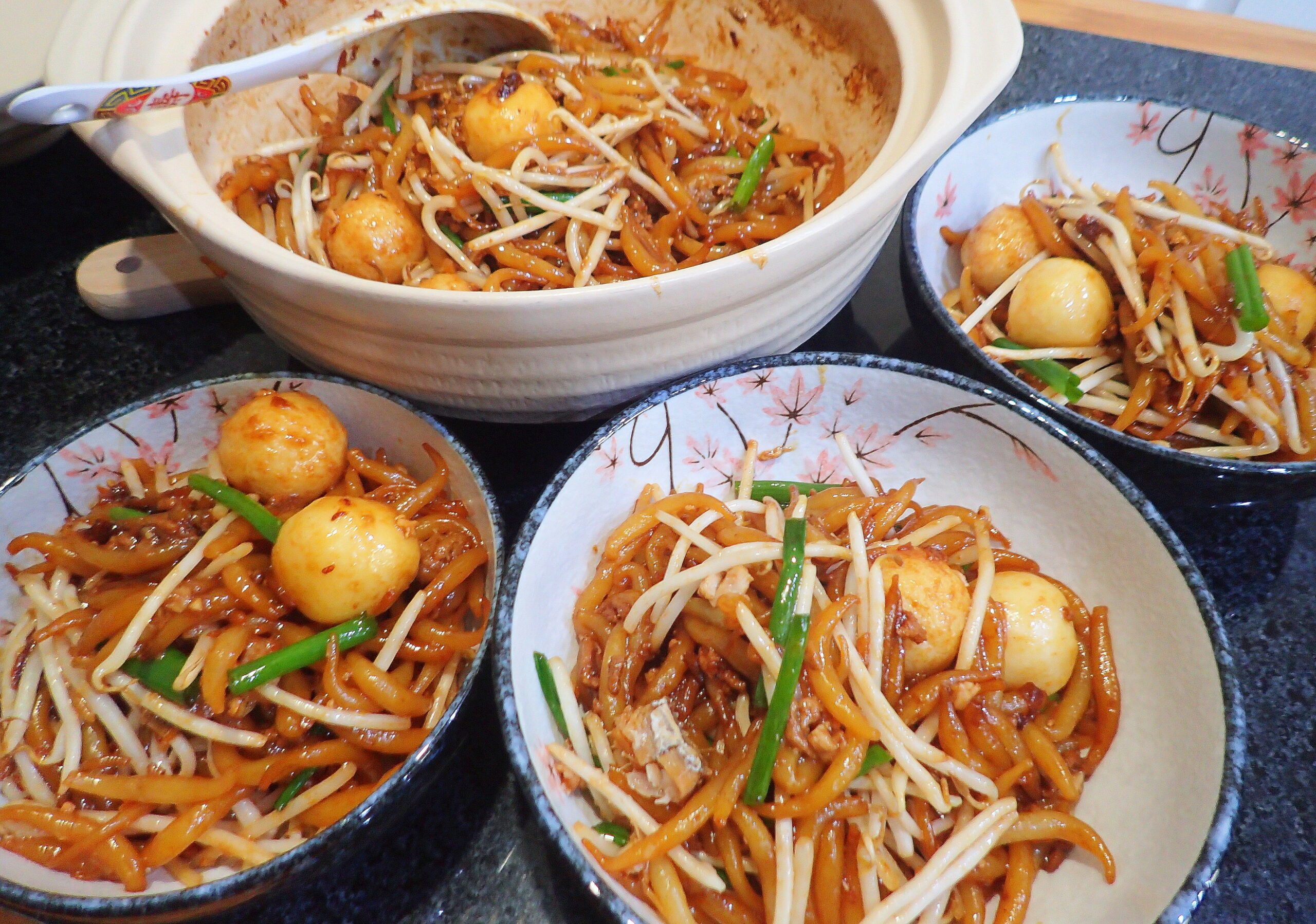 Claypot Loh Shu Fun (Claypot Silver Needle Noodles) 瓦煲老鼠粉 with Salt ...